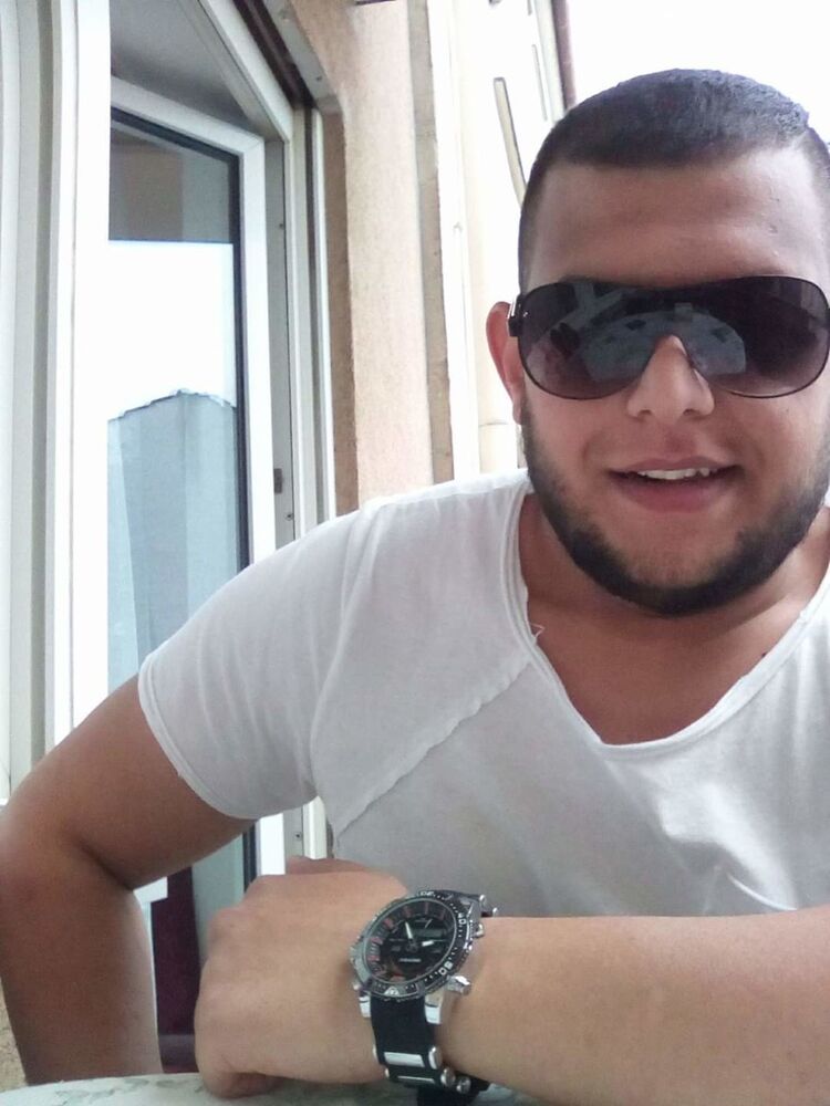  Alsbach-Hahnlein,   Milen, 28 ,   ,   , c 