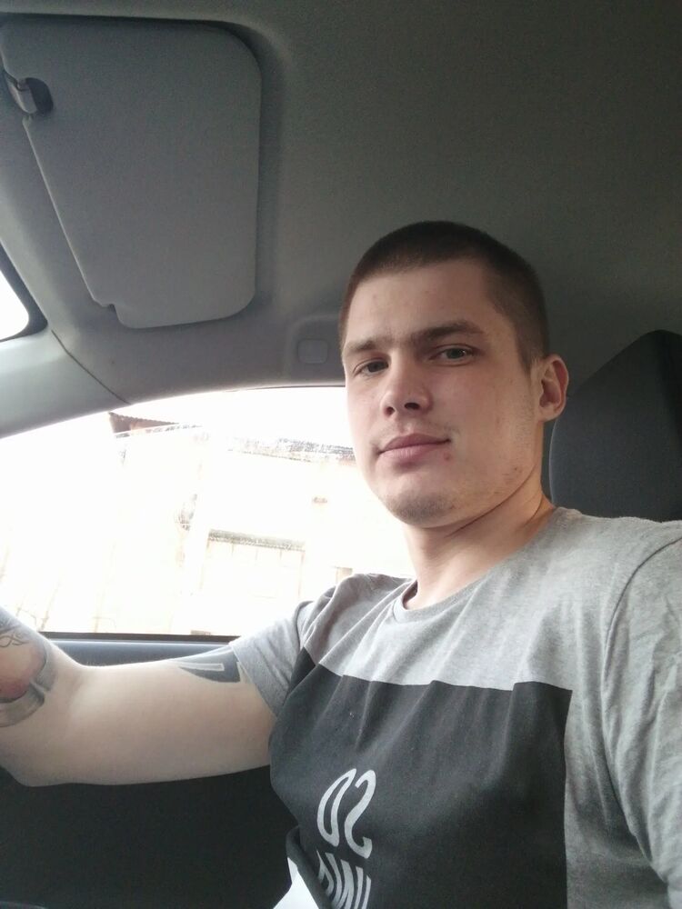  ,   Nikolay, 32 ,   ,   