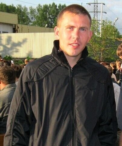  -,   Leon, 42 ,   ,   