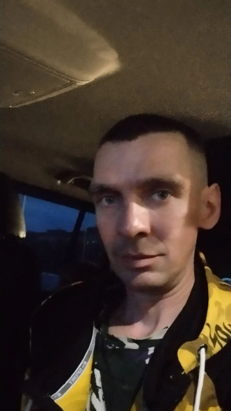  46248670  , 37 ,    