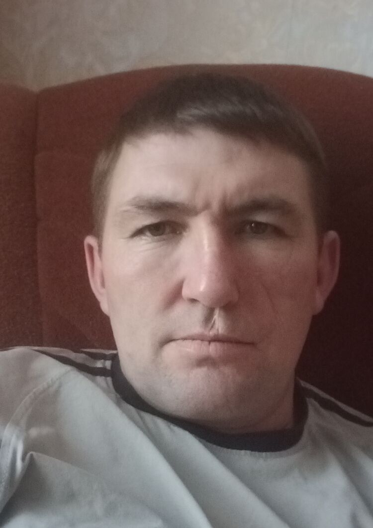  ,   Aleksej, 42 ,   ,   , c , 