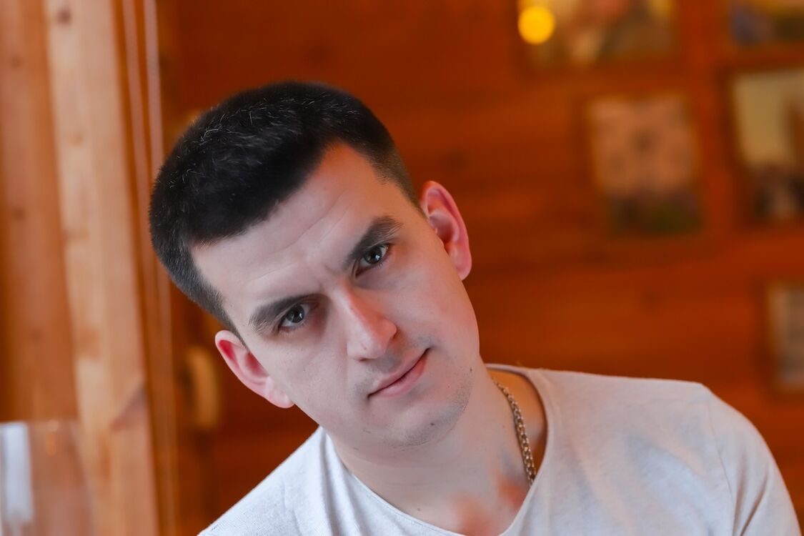 ���� 18811270 ������� ������, 33 ����, ���� ���������� � �����-����������