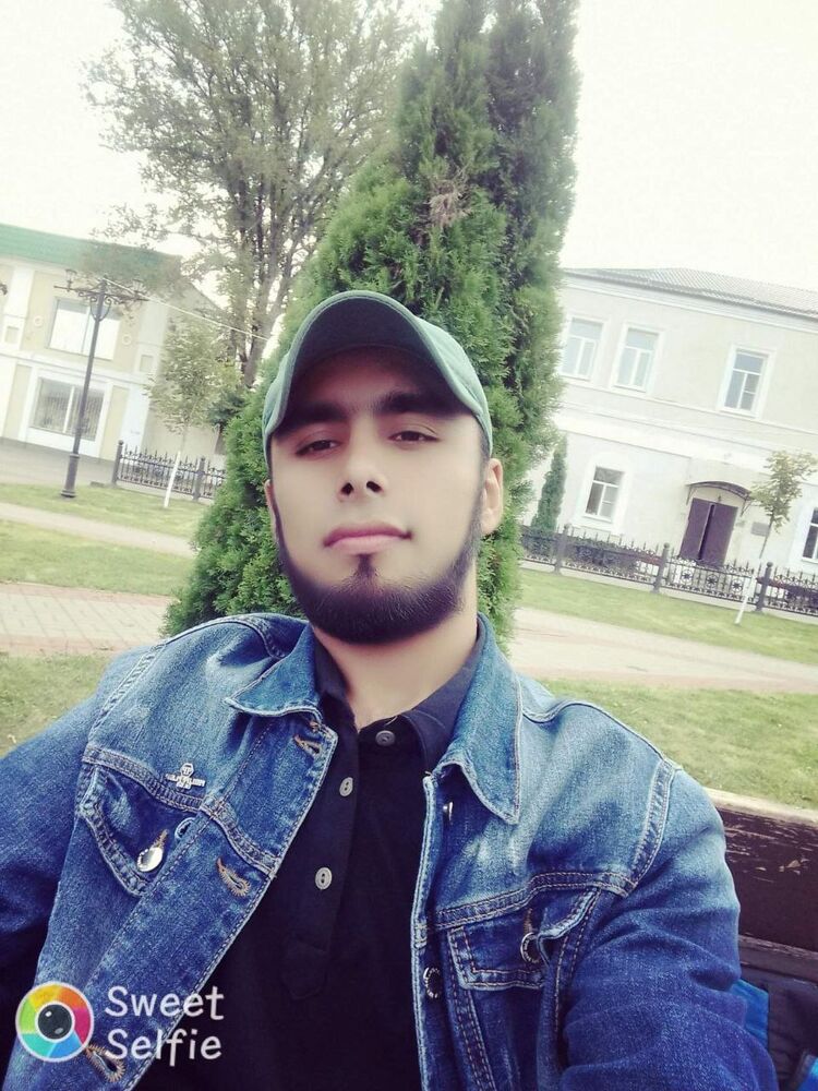  48122320  Zuhriddin, 28 ,    
