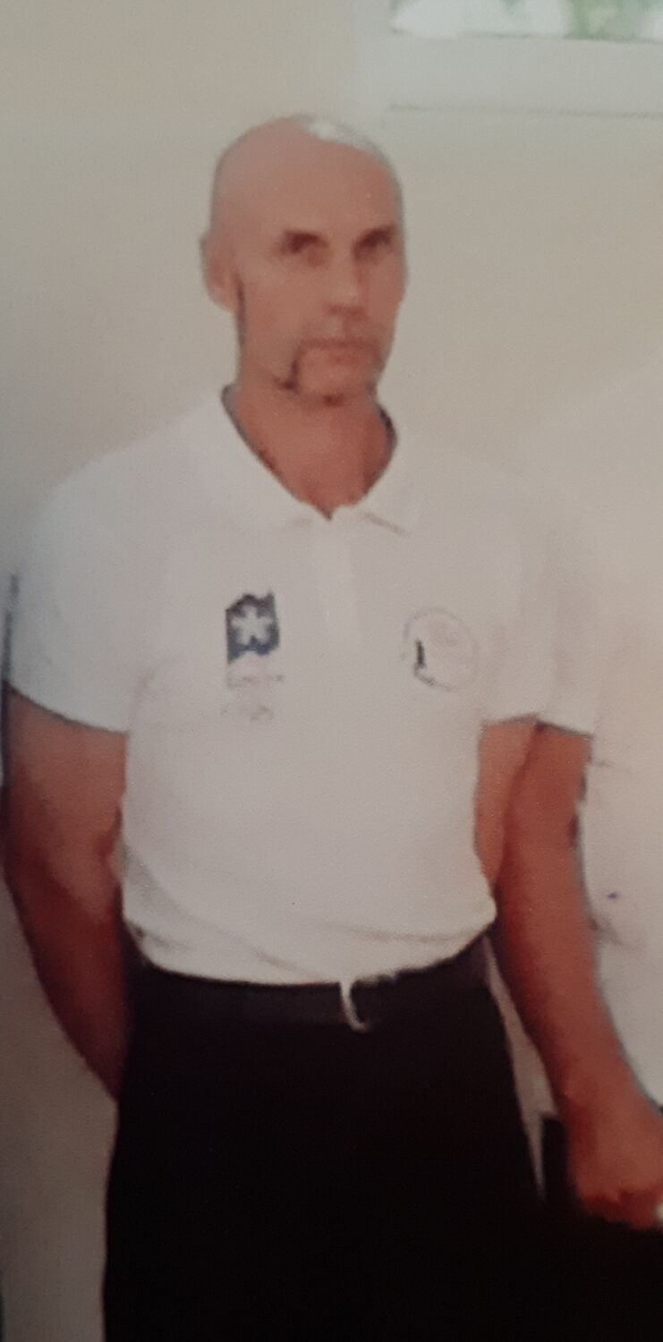  23337160  , 61 ,    