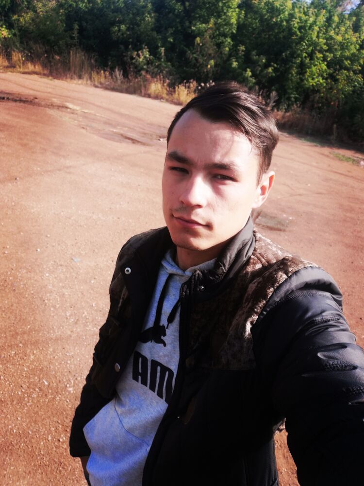  29232320  Vlad, 26 ,    