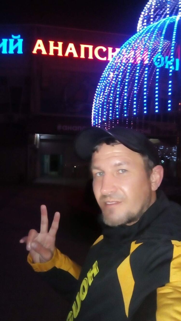  24988580   , 39 ,    