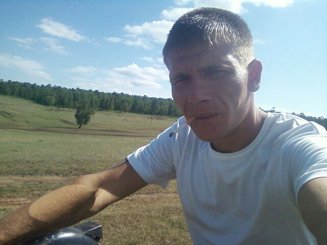  ,   Dmitrii, 37 ,   ,   , c 