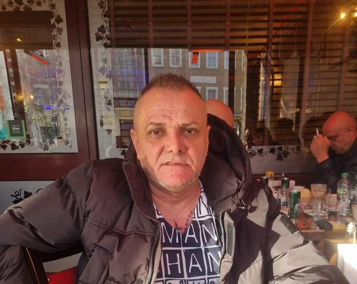  42609440  Alexander, 63 ,    