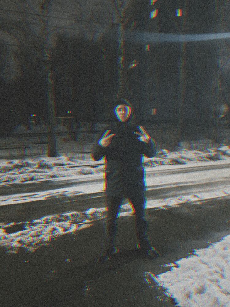  43759710  , 19 ,    