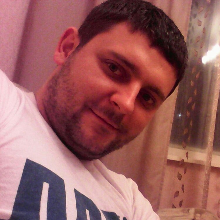  ,   Denis, 40 ,   ,   , c 