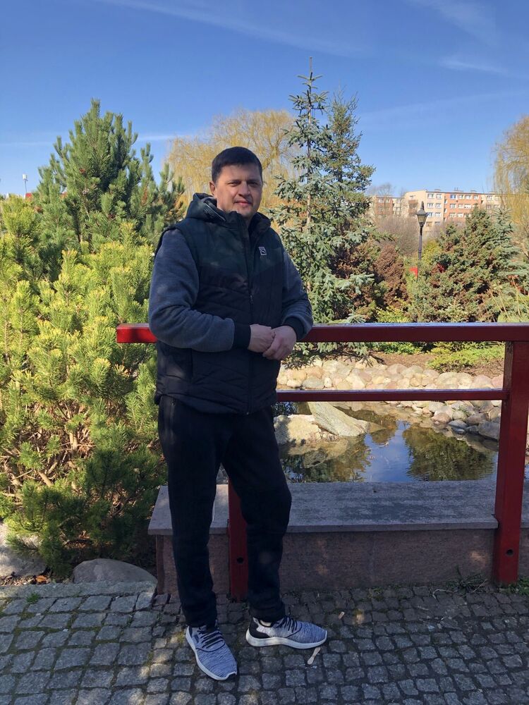  Wolfsgraben,   Niko, 42 ,   ,   