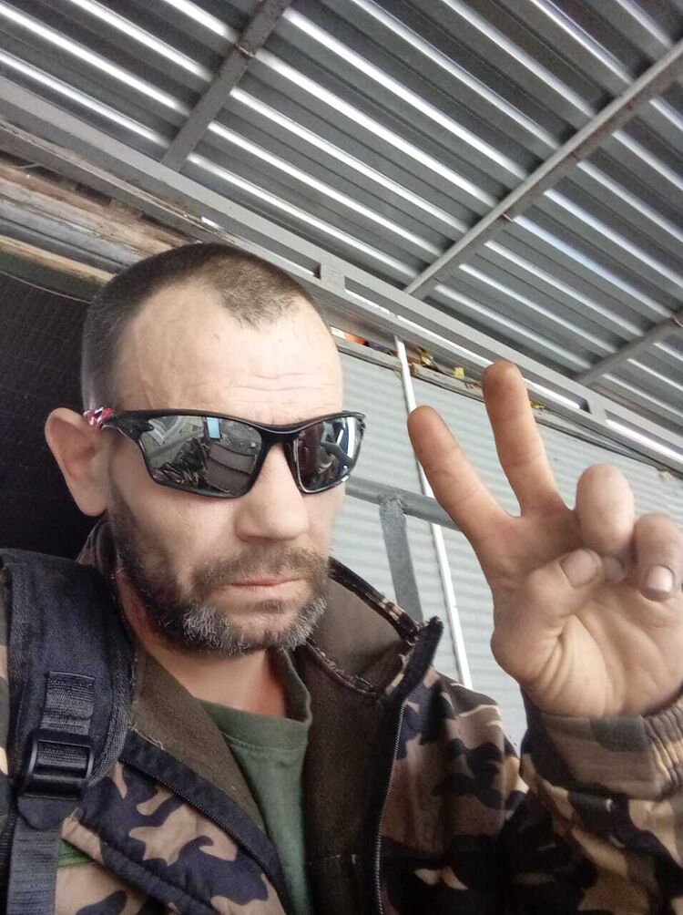  48856490  , 46 ,    