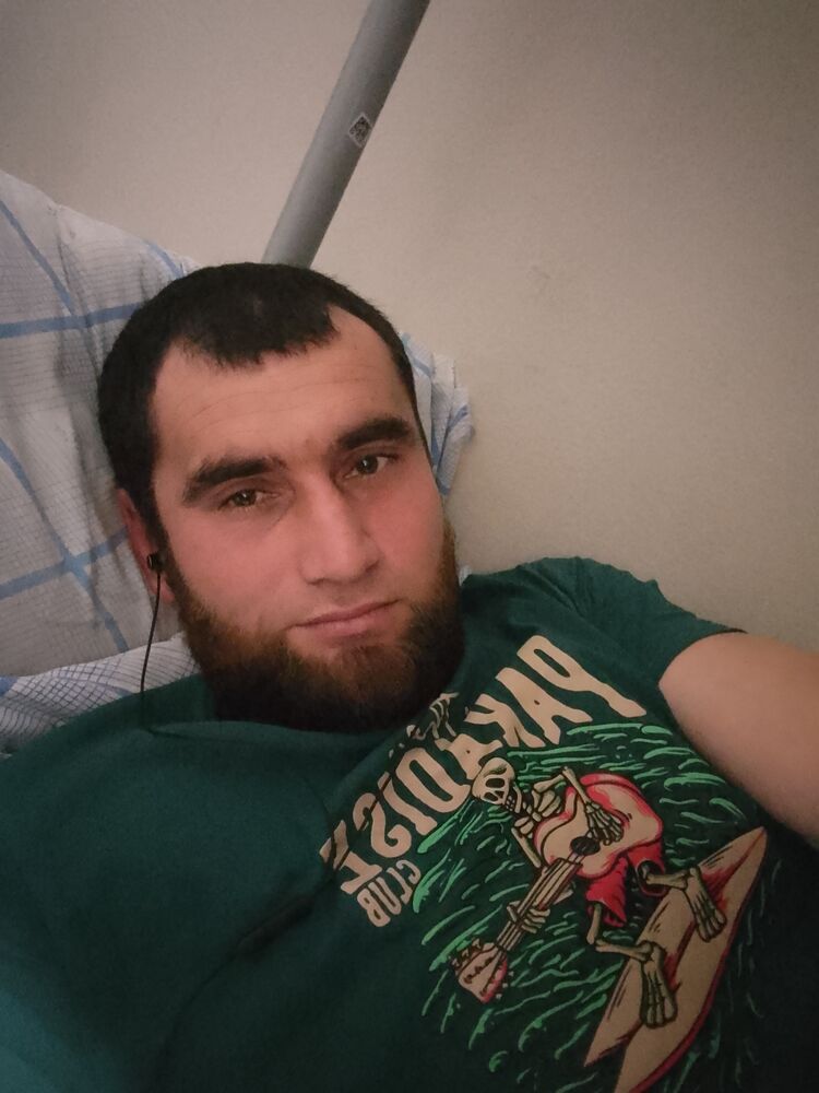  48179560  , 37 ,    