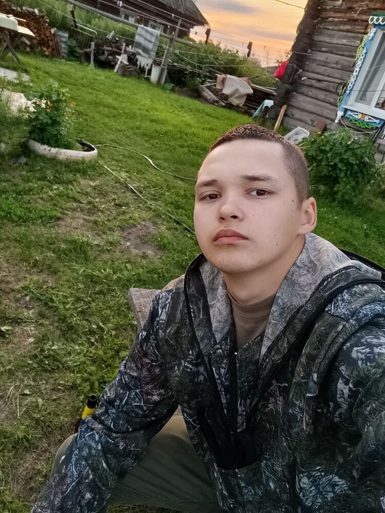  31988330  , 23 ,    