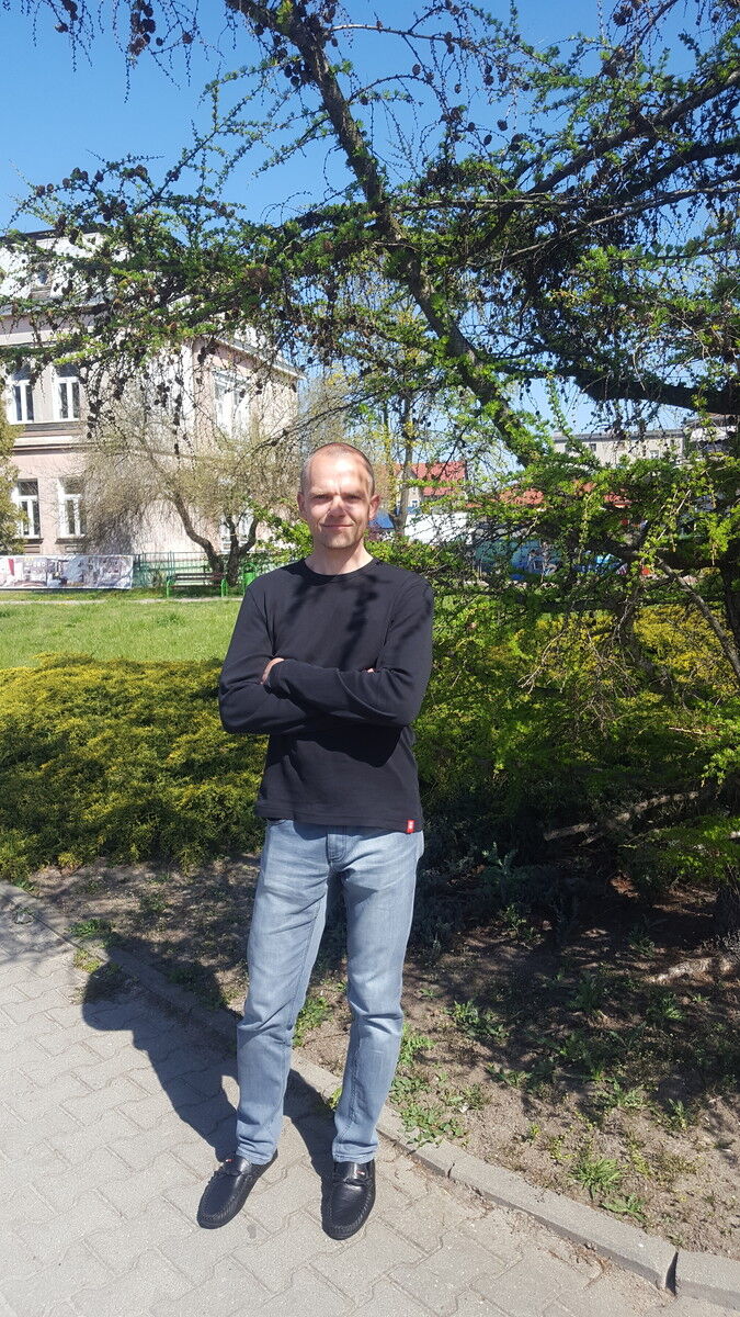  Gora,   , 27 ,  