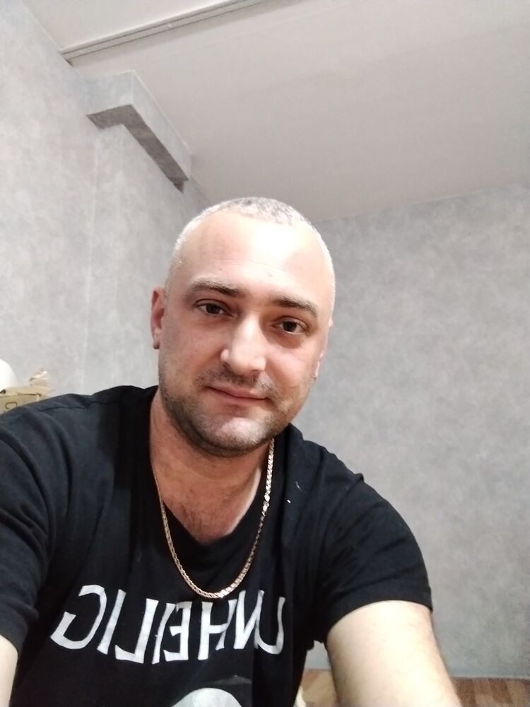  48716960  , 37 ,    