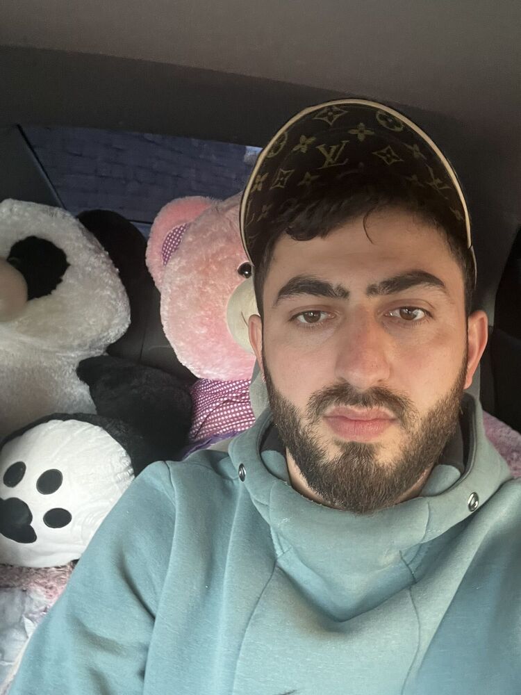  52126770  Balarza, 29 ,     