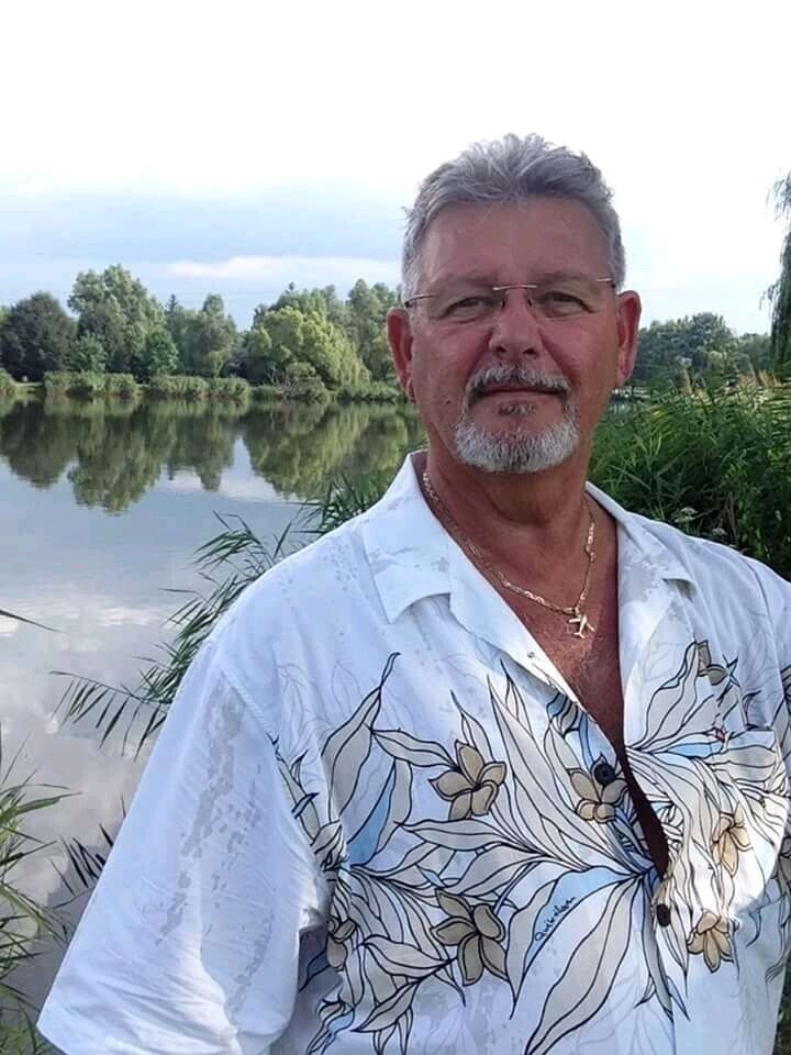  46805410  Niko frank, 55 ,    