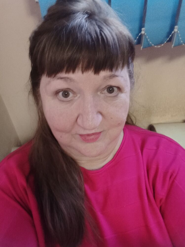  47320270  Helga, 60 ,    