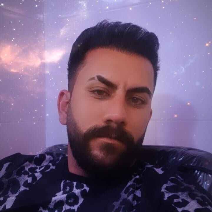  44352270  Mohamad, 27 ,    