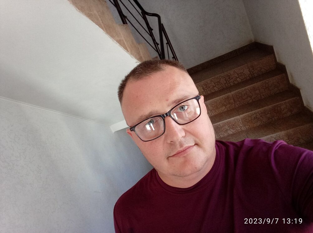  ,   Aleksandr, 39 ,   ,   