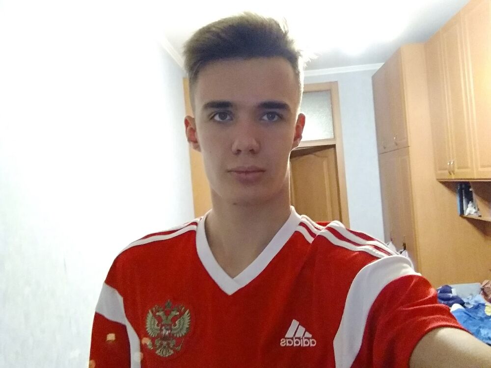  ,   Yaroslav, 21 ,   ,   , c , 