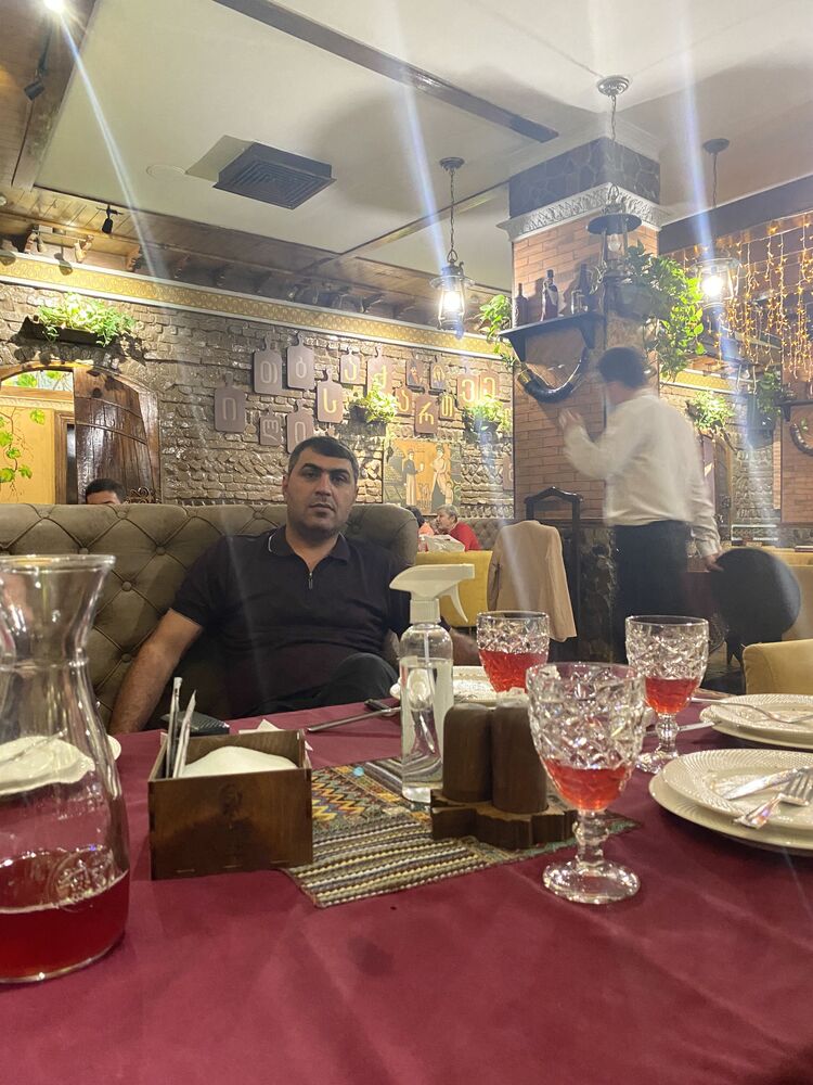  53576760  Vidadi, 41 ,    