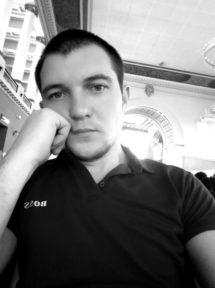  19928560  Maksim, 34 ,    