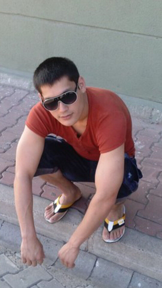  ,   Parahat, 35 ,   