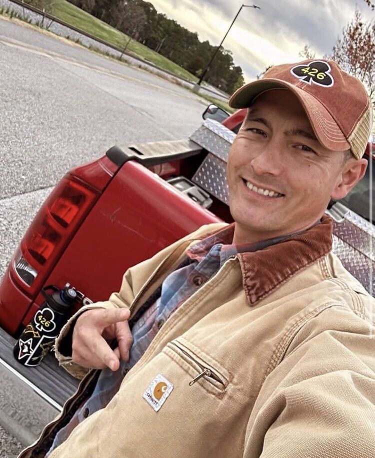  ,   Leonardo N, 42 ,   c 