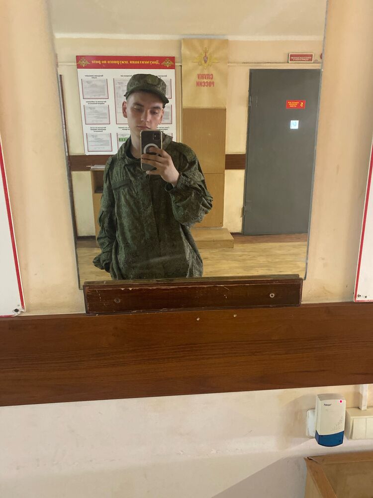  42361940  , 19 ,    