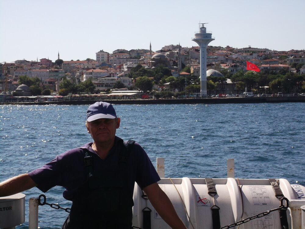 ,   Oleg, 59 ,   