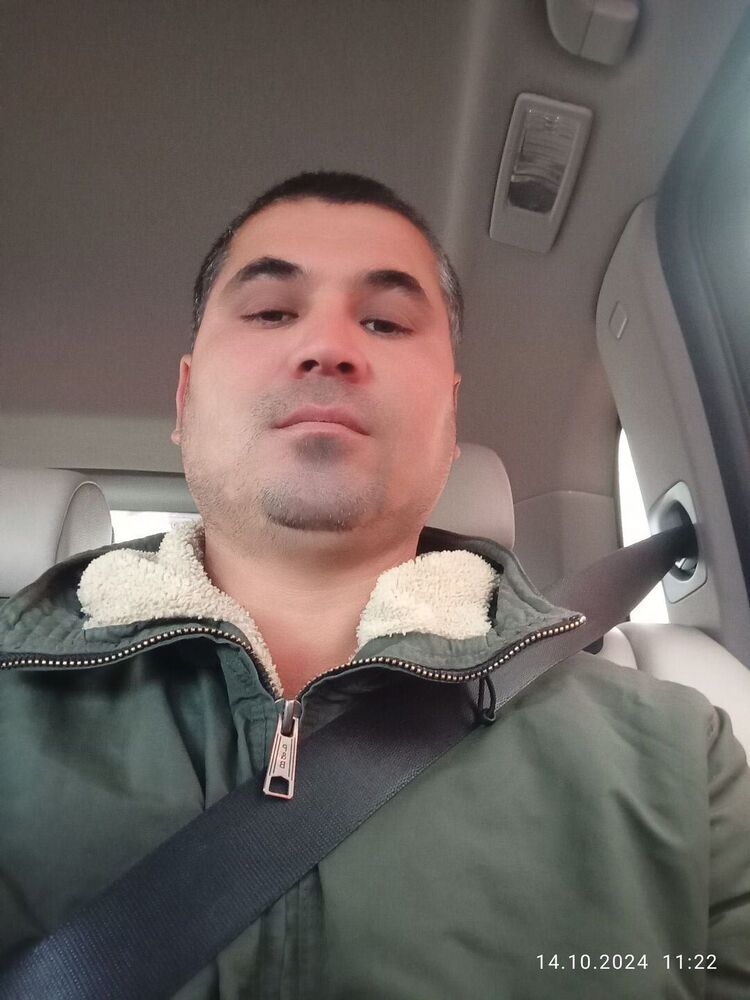 46898070  , 44 ,    