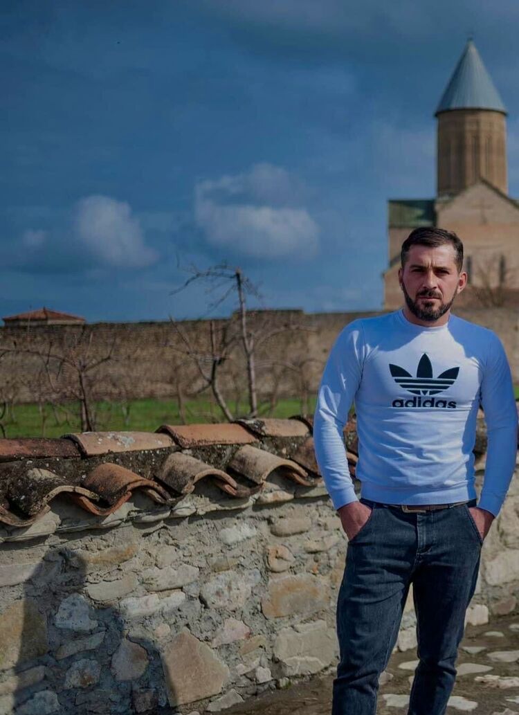 ���� 44342030 ������� Dato, 34 ����, ���� ���������� � �������