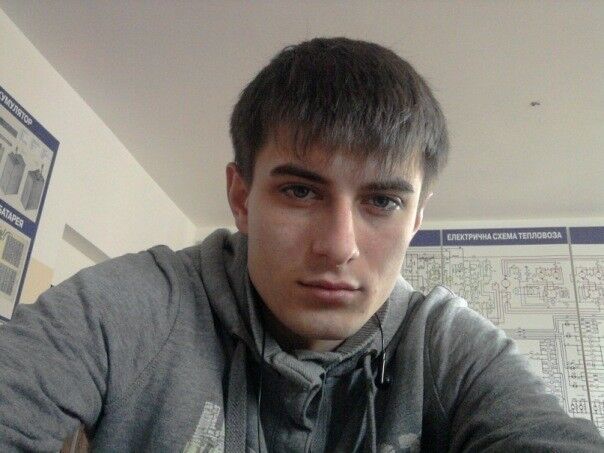  17835530  Alex, 36 ,    