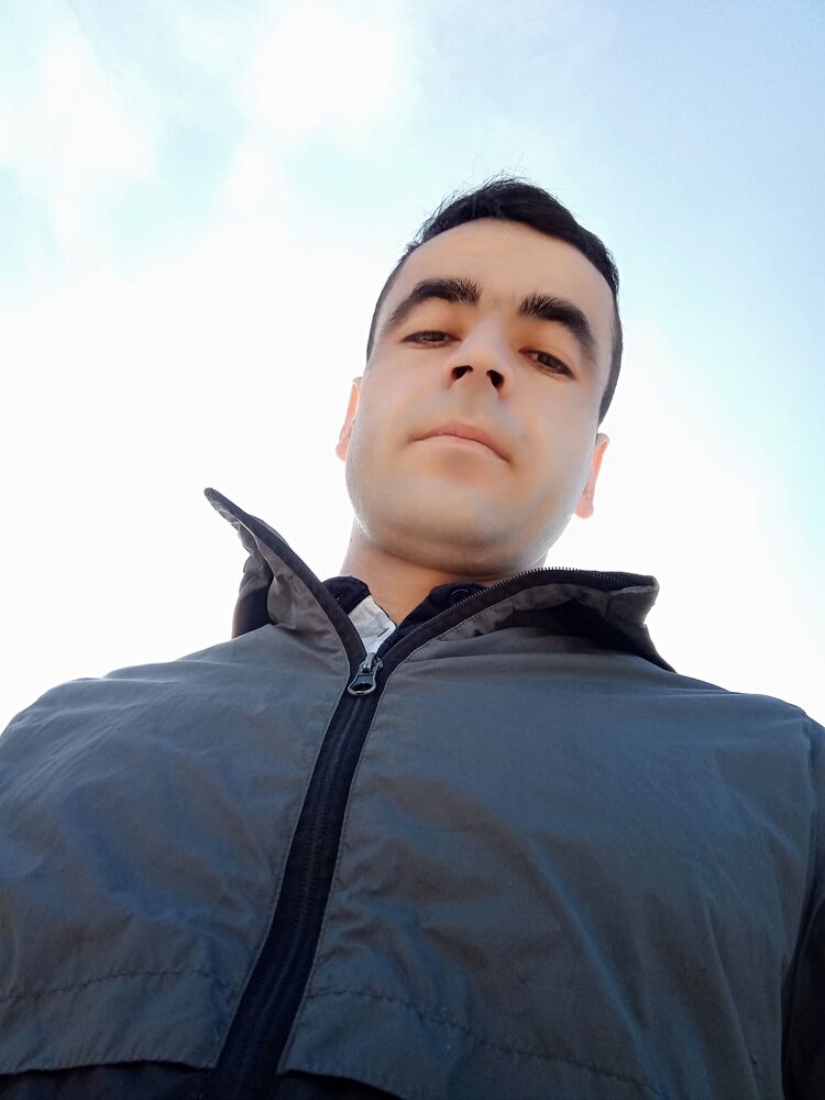  ,   Shohruh, 39 ,   ,   
