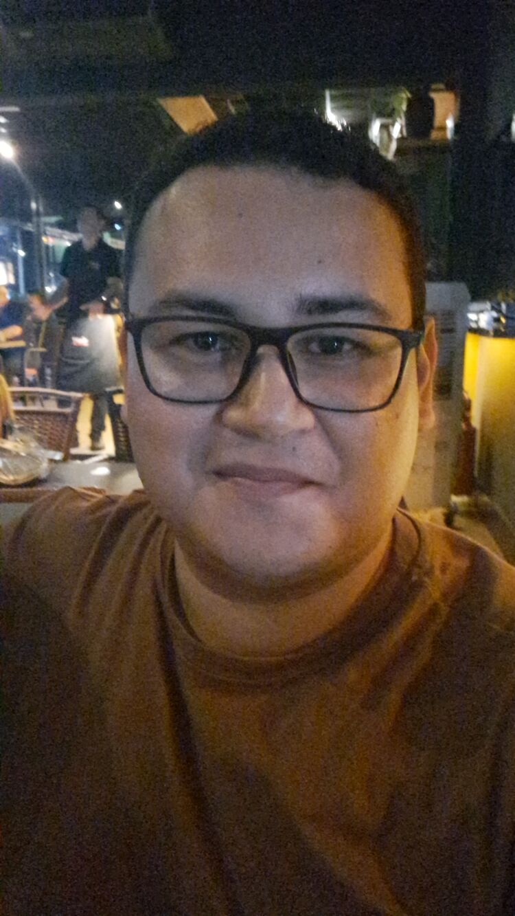  --,   Eduardo, 32 ,   ,   