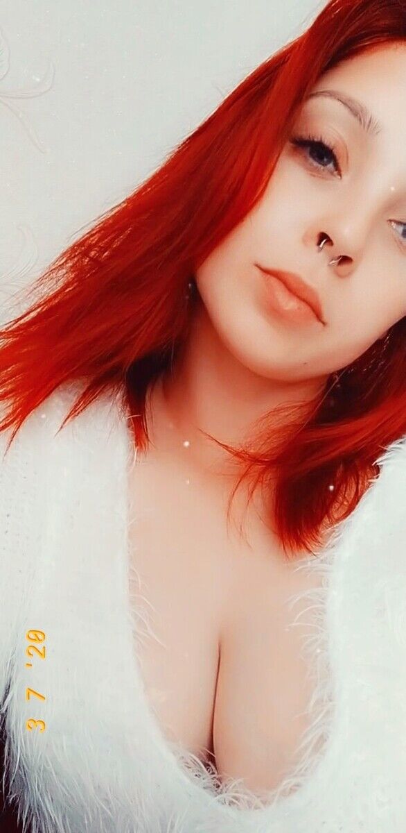  ,   Julia, 23 ,   ,   , c 