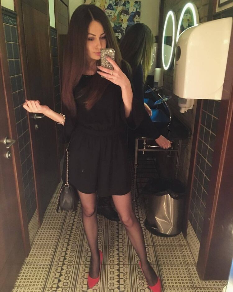  ,   Lara, 25 ,   ,   , c , 