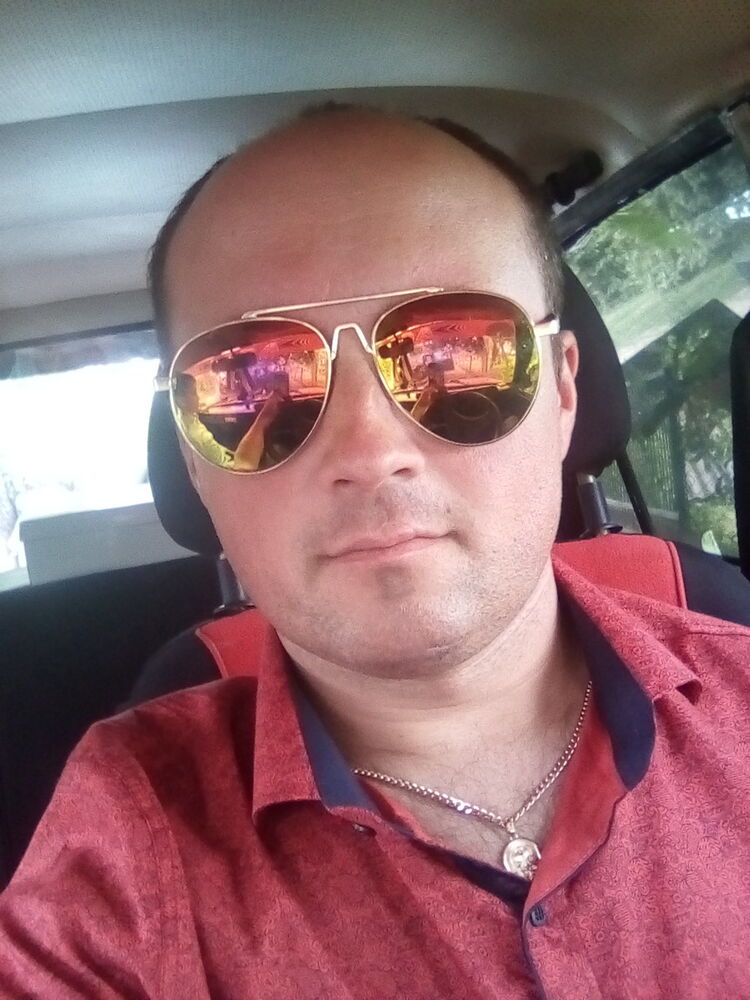  16830620  Ivan, 39 ,    