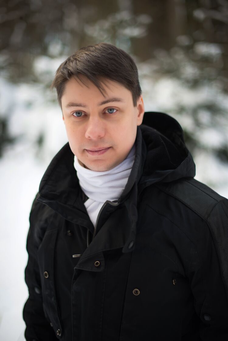  ,   Ilya, 31 ,   ,   , c 