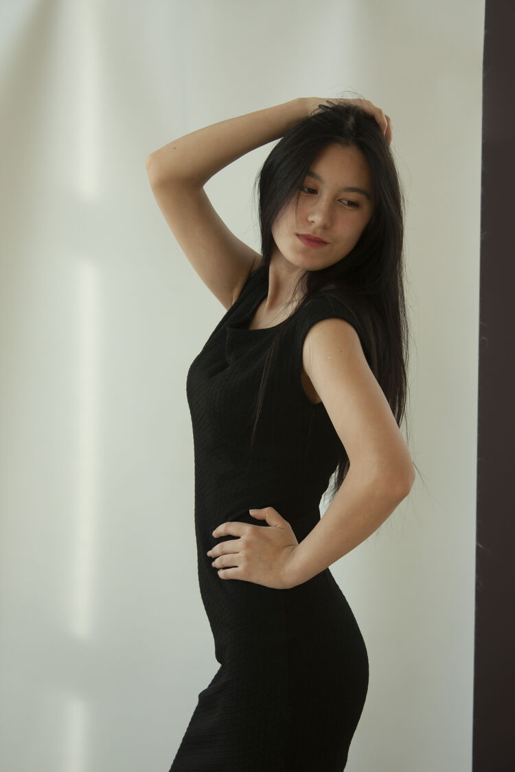 39781370  Kristina, 21 ,    