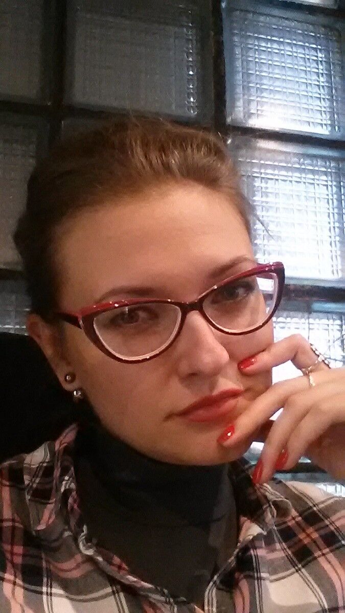  6516900  Elena, 42 ,    