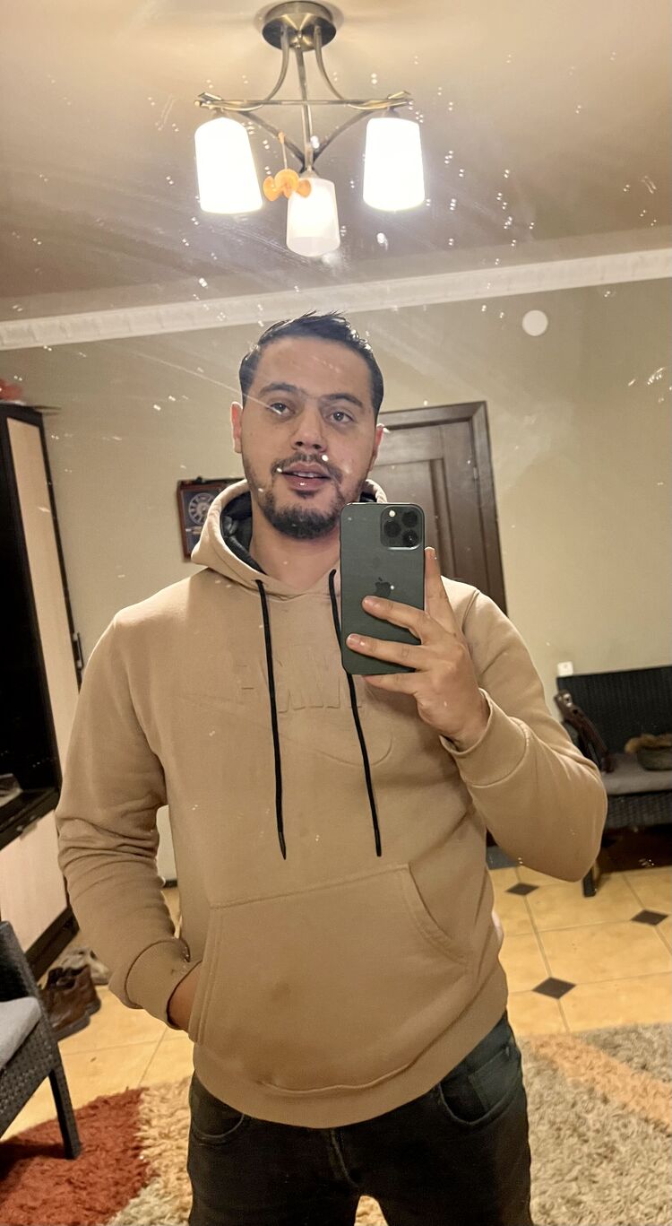 ���� 54801580 ����� Amine, 23 ����, ���� ���������� � ���������