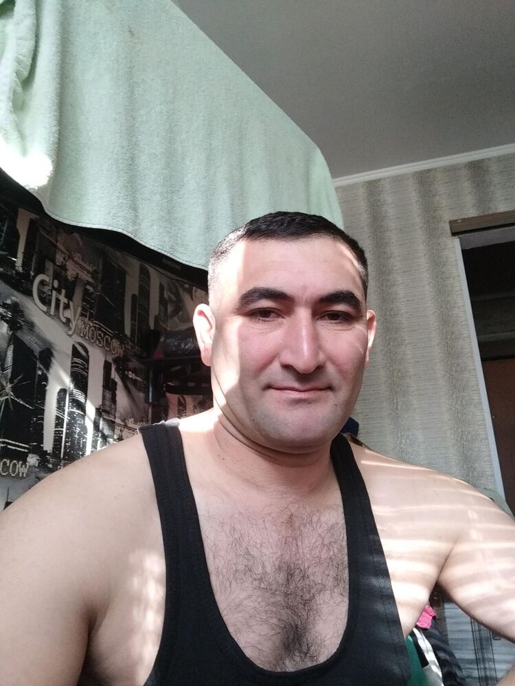  44677430  Mahir, 44 ,    