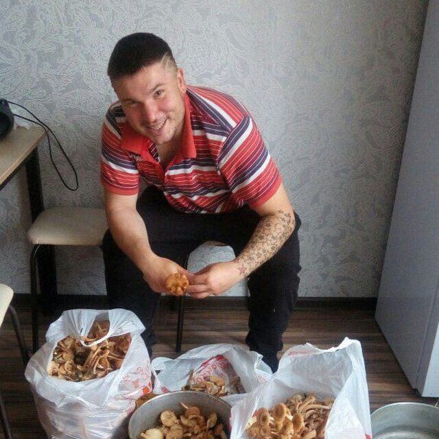  34585320  Slava, 36 ,    