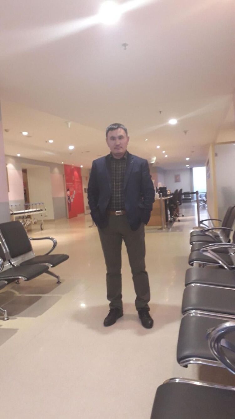 46968780  , 40 ,    