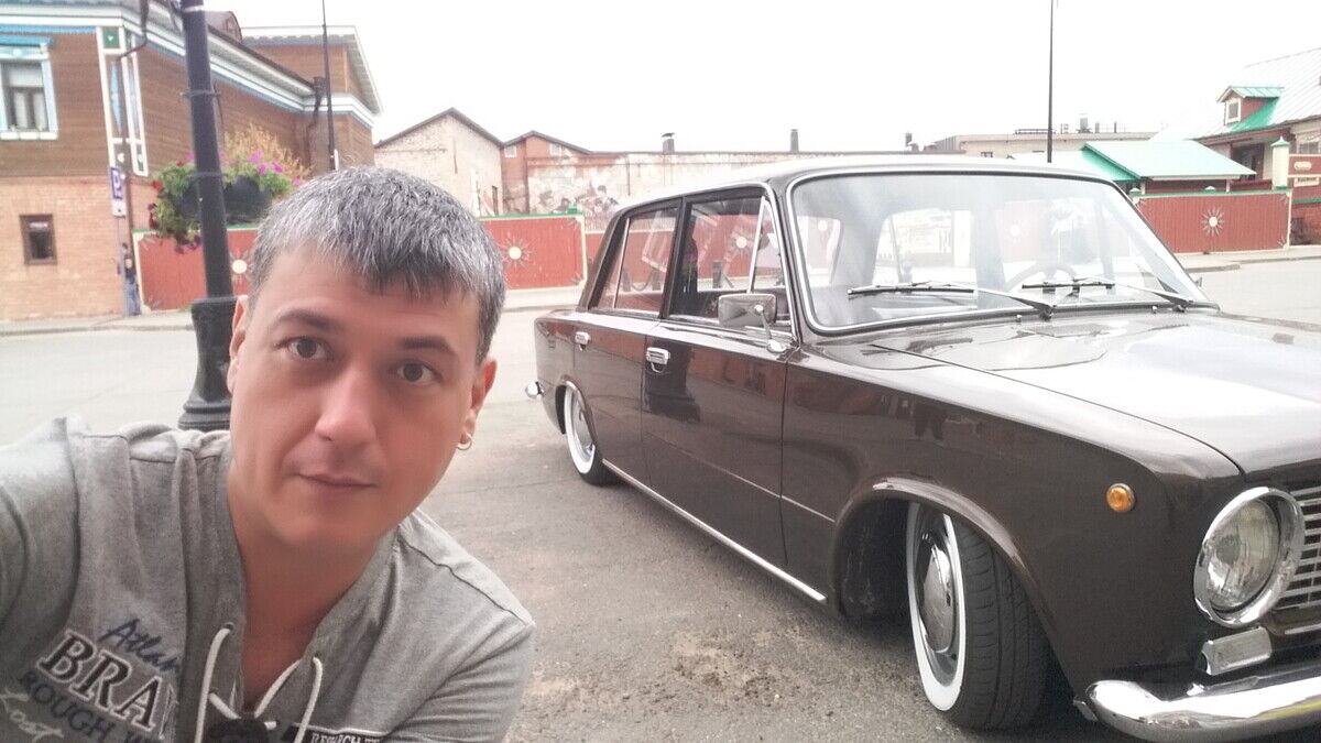  20952910  , 44 ,    