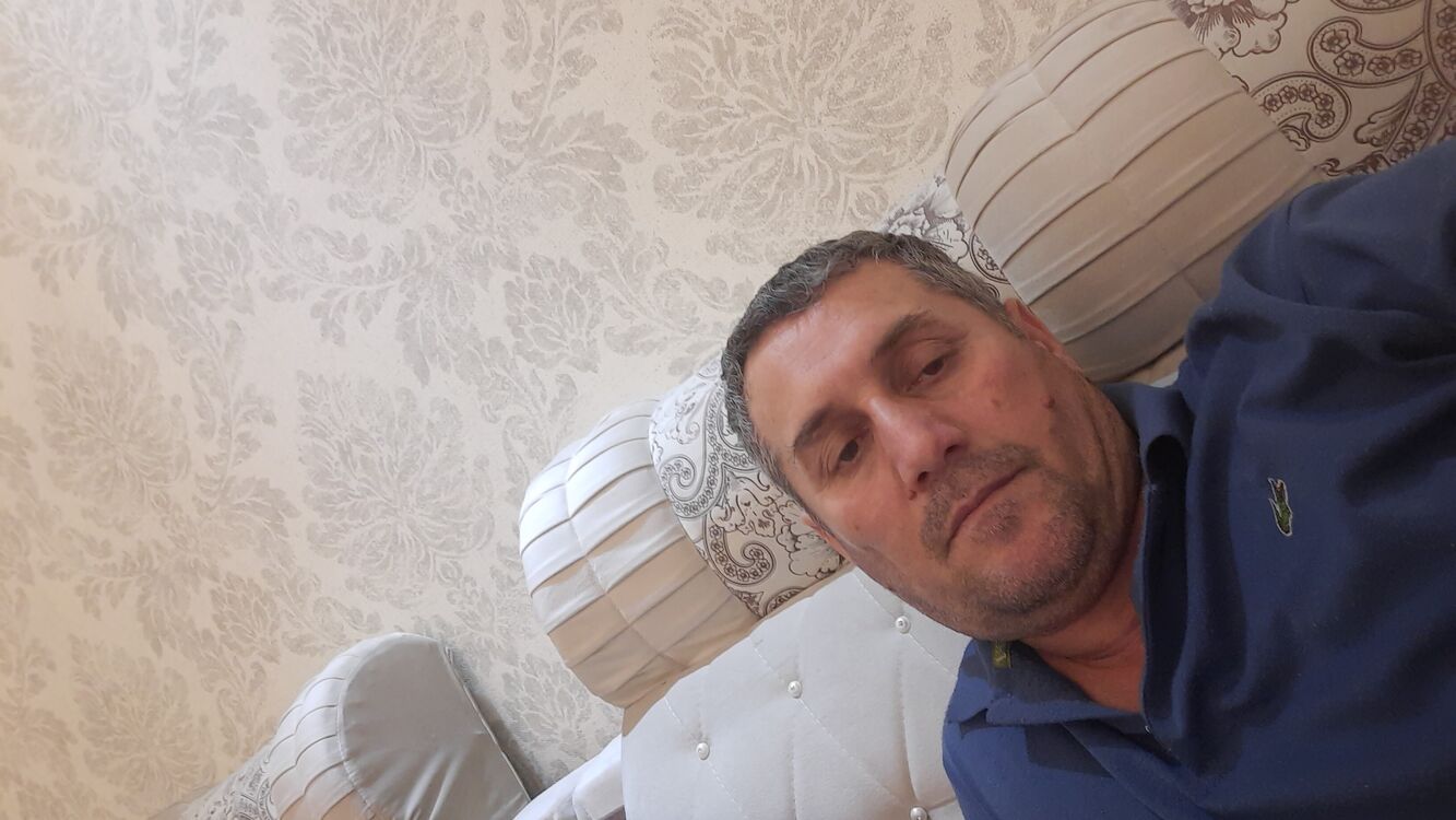  33699830  Said, 49 ,    