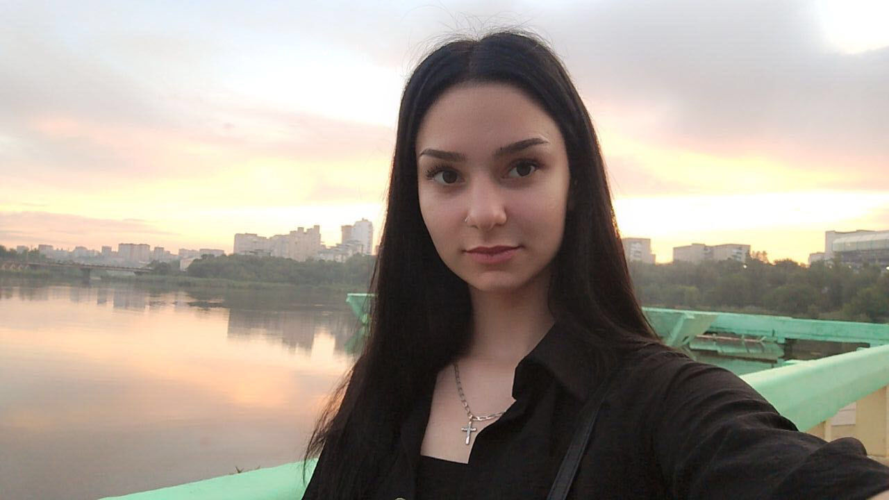  --,   , 24 ,  